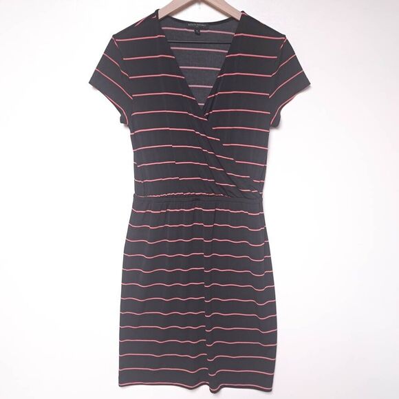 Banana Republic Womens Medium Black Pink Striped Short Sleeve Wrap V Neck Dress - Picture 1 of 8